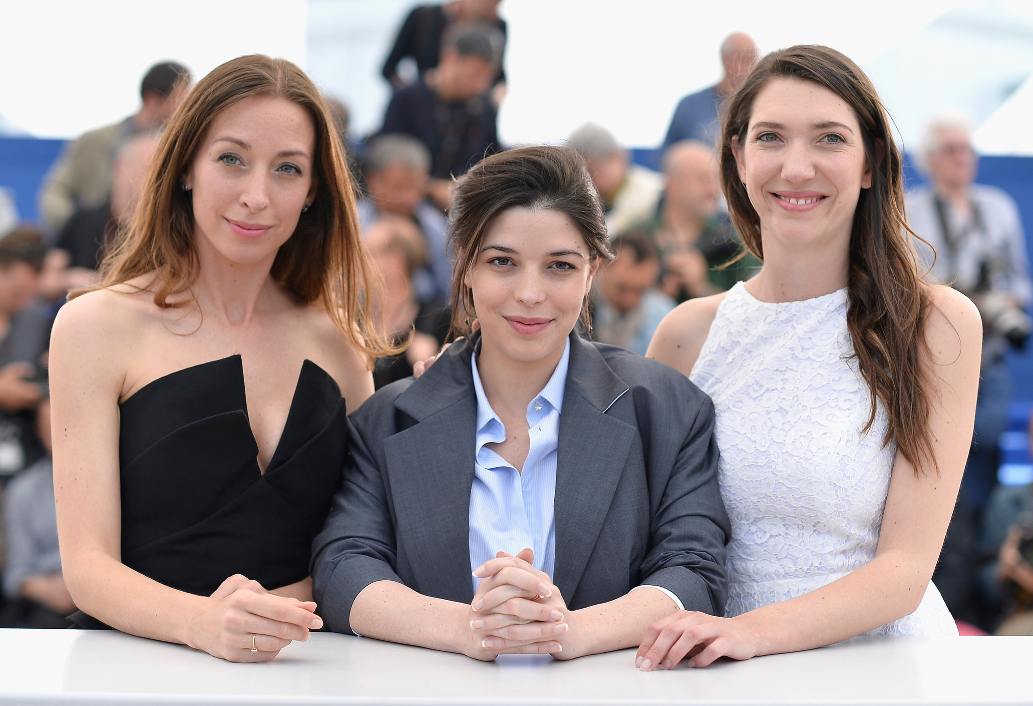 Héloïse Godet, Jessica Erickson and Zoé Bruneau at event of Adieu au langage (2014)