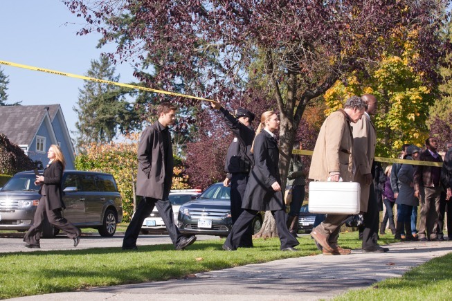 Still of Joshua Jackson, John Noble, Lance Reddick and Anna Torv in Ties riba (2008)