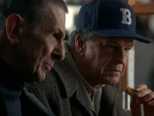 Still of Leonard Nimoy and John Noble in Ties riba (2008)