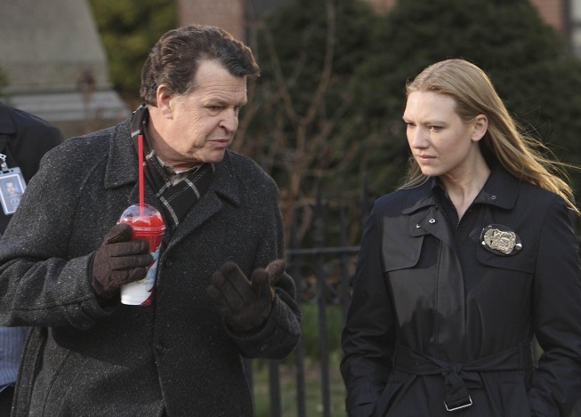 Still of John Noble and Anna Torv in Ties riba (2008)