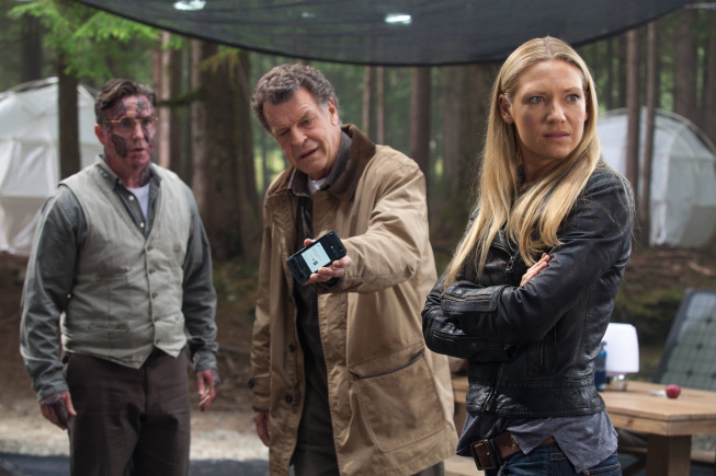 Still of John Noble and Anna Torv in Ties riba (2008)