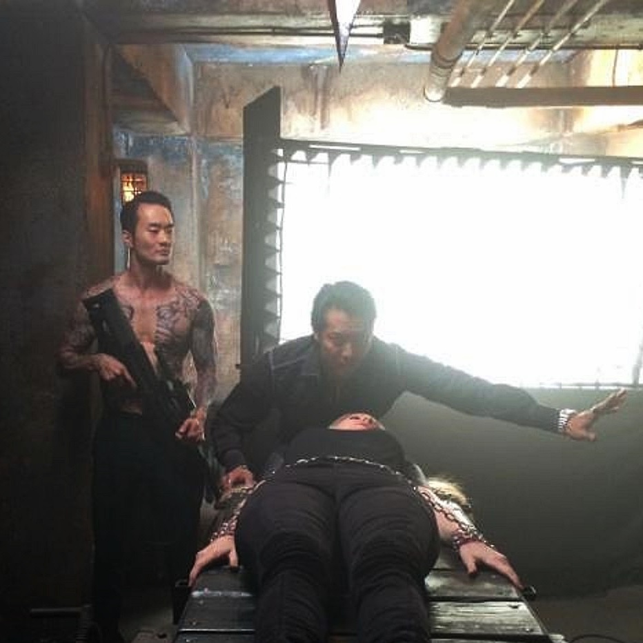 BTS of Jon Komp Shin, Will Yun Lee & Kristin Bauer van Straten in True Blood.