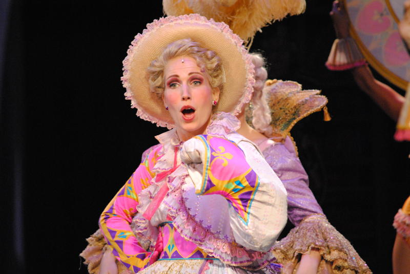 Sabina Petra as Mrs. Potts in the National Tour of Beauty and the Beast