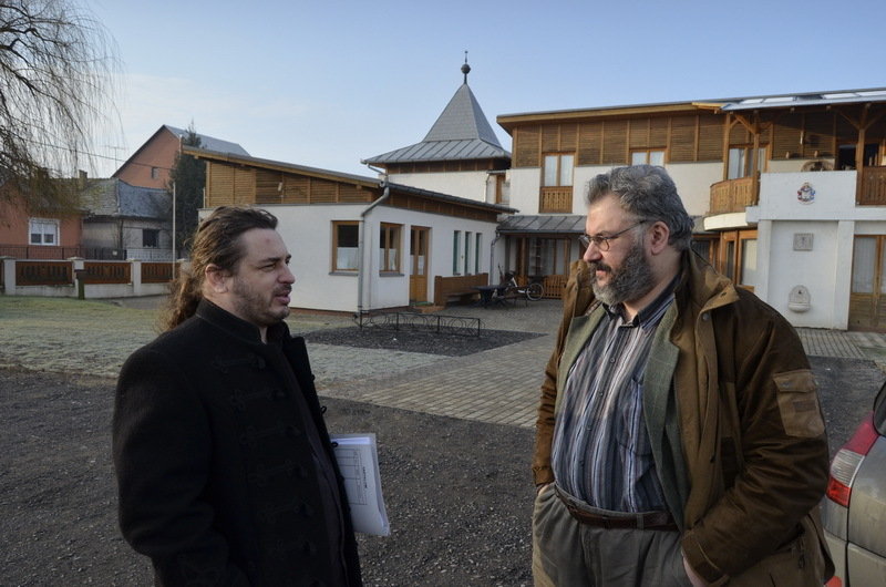 Still of Csaba László Eröss and Béla Péter Mónus in Benyovszky, the rebel count (2015)