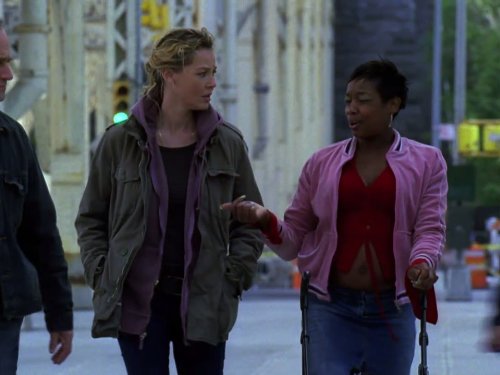 Still of Connie Nielsen and Khemali Murray in Law & Order: Special Victims Unit (1999)