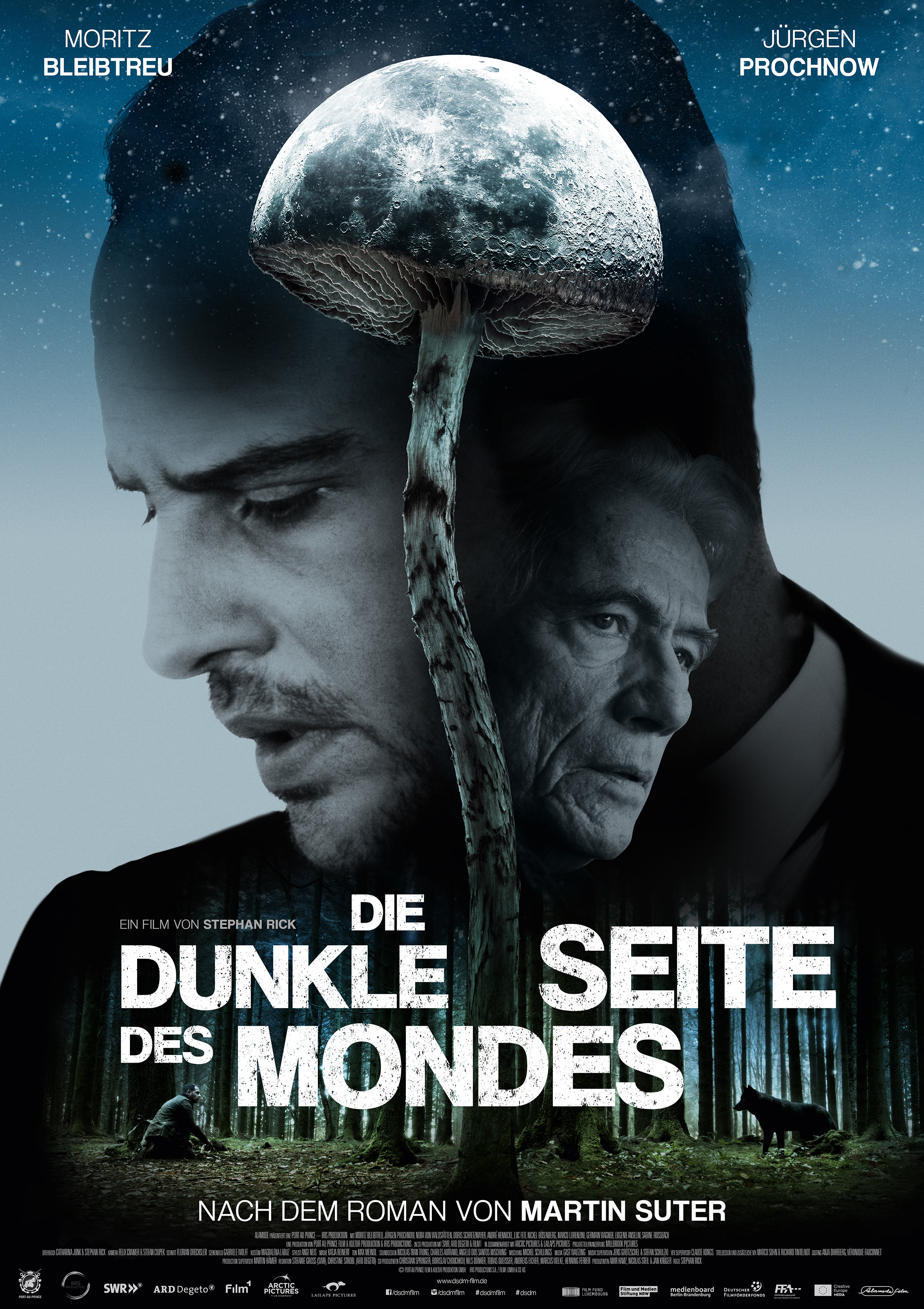 Jürgen Prochnow and Moritz Bleibtreu in Die dunkle Seite des Mondes (2015)