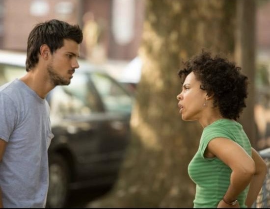 StIll of Taylor Lautner and Amirah Vann in Tracers (2015)
