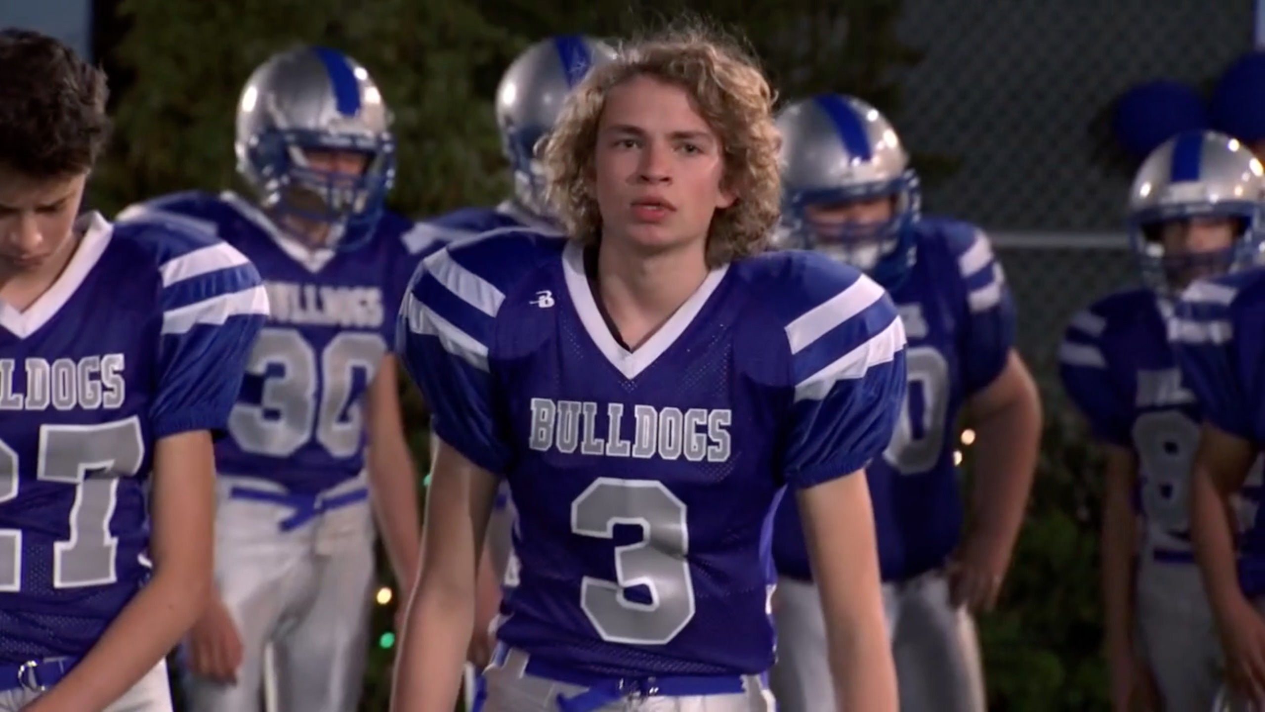 Will Meyers as Hunter in NICKELODEON's Bella and the Bulldogs ~ Ep 20 