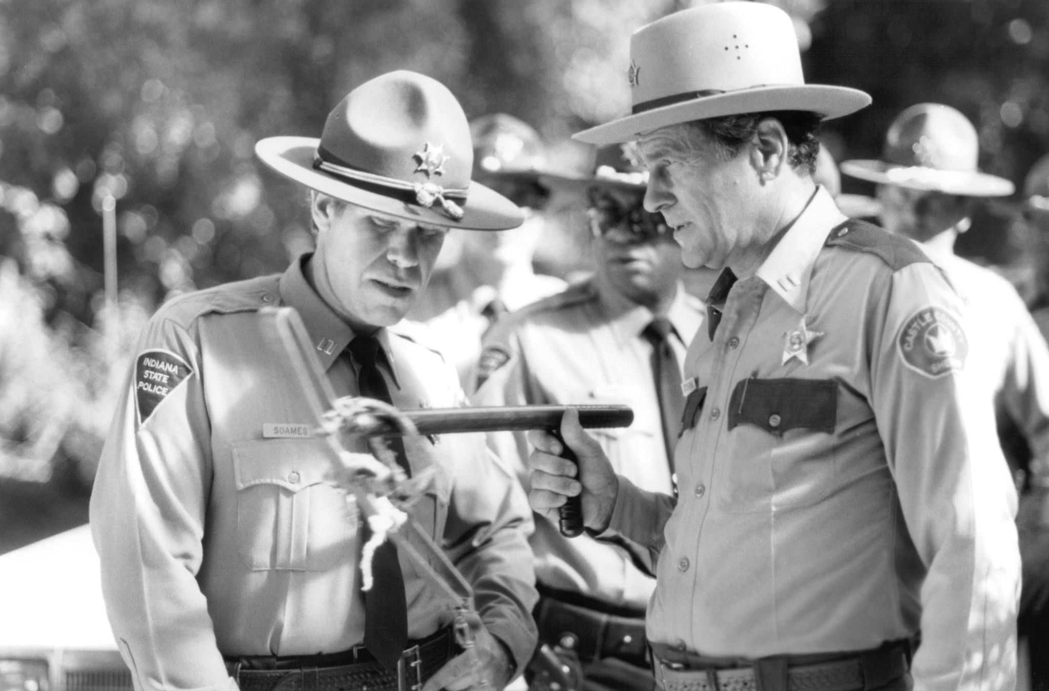 Still of Ron Perlman and Jim Haynie in Sleepwalkers (1992)