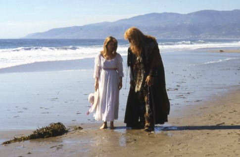 Still of Linda Hamilton and Ron Perlman in Beauty and the Beast (1987)