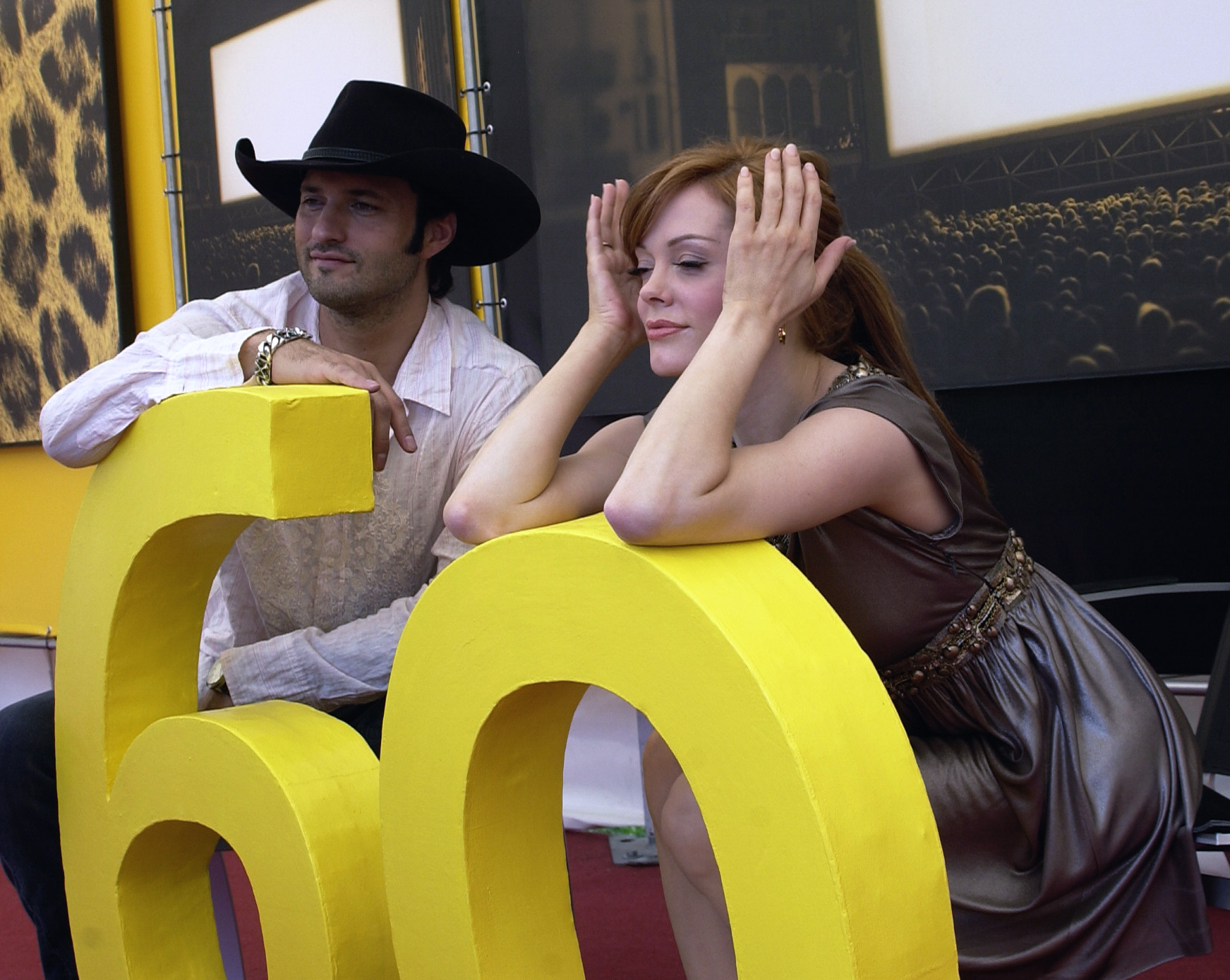 Rose McGowan and Robert Rodriguez at event of Planet Terror (2007)