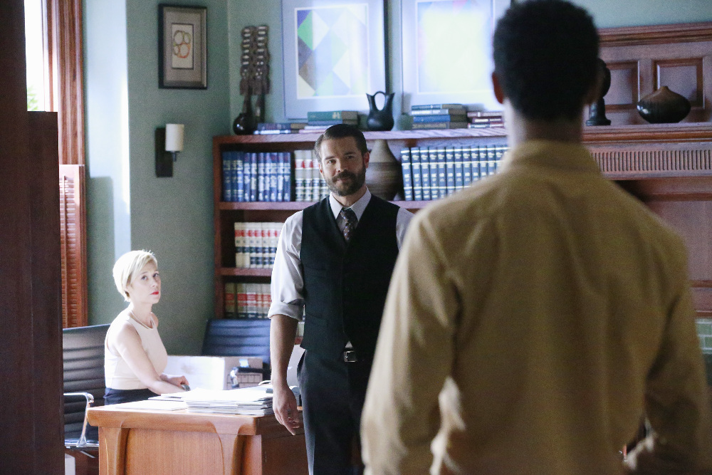 Still of Alfred Enoch, Charlie Weber and Liza Weil in How to Get Away with Murder (2014)