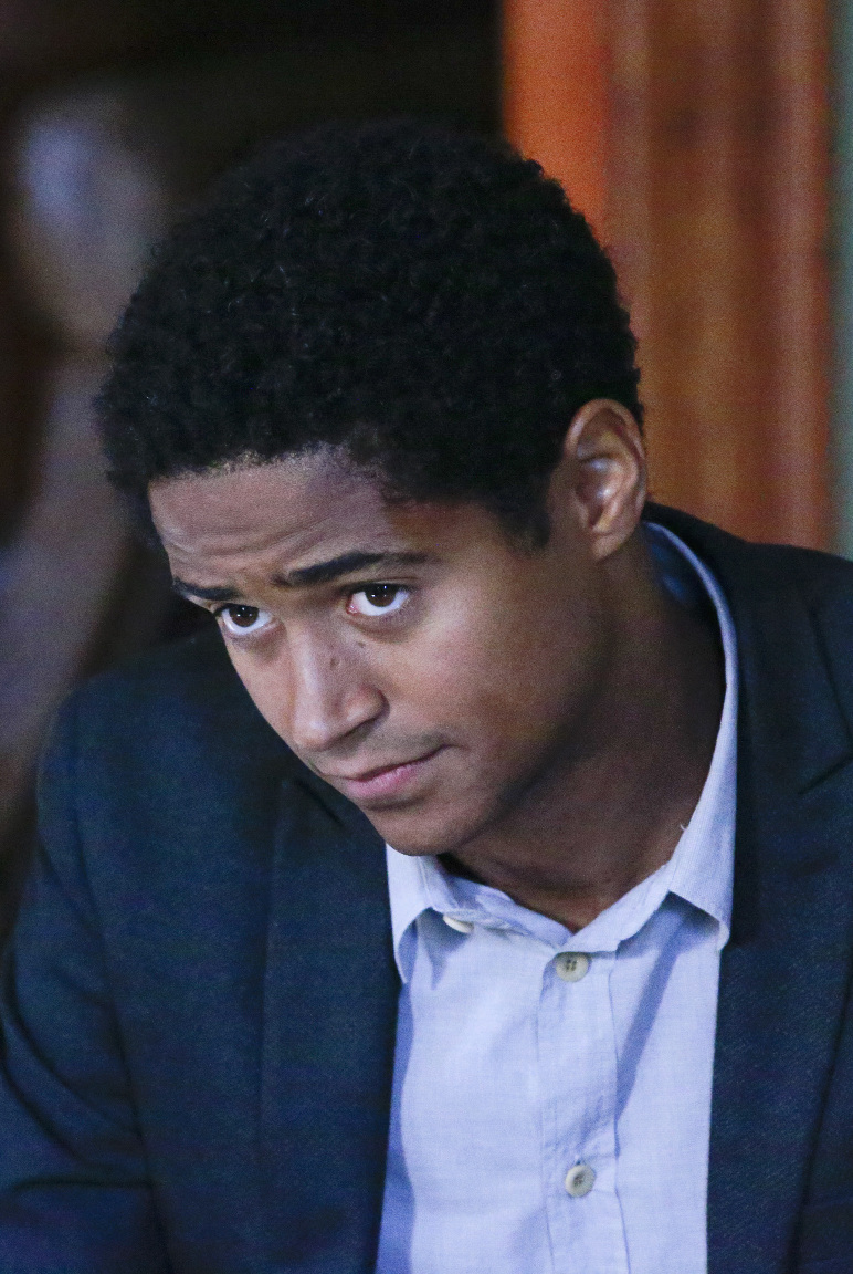 Still of Alfred Enoch in How to Get Away with Murder (2014)