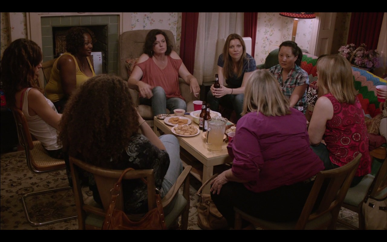 Still of Emmy Rossum, Tonja Kahlens, Janet Song, Roberta Valderrama, Sally Ann Brooks, Julie Ariola, and J.J. Boone in Shameless (2013)