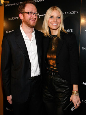 Gwyneth Paltrow and James Gray at event of Two Lovers (2008)