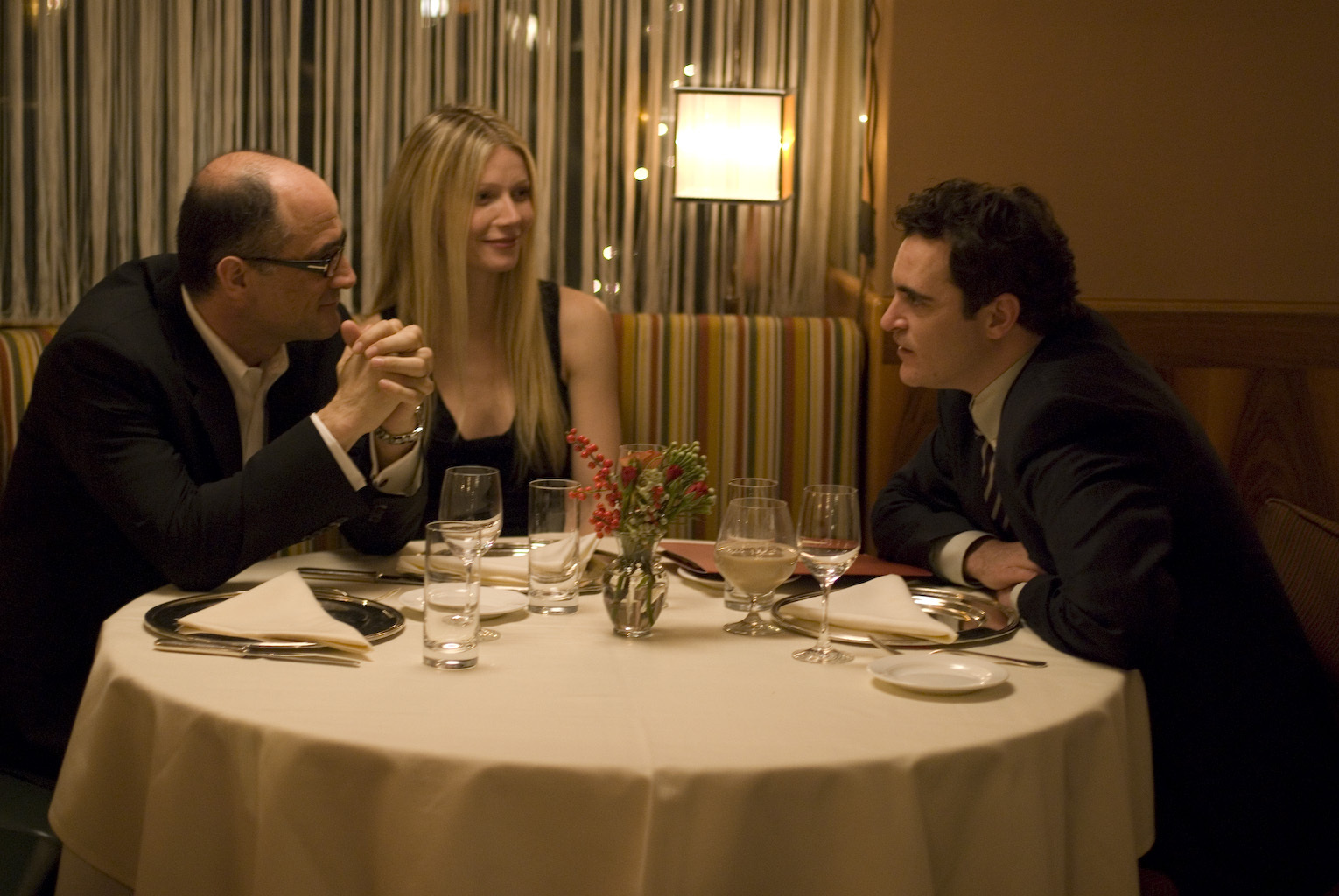 Still of Gwyneth Paltrow and Joaquin Phoenix in Two Lovers (2008)