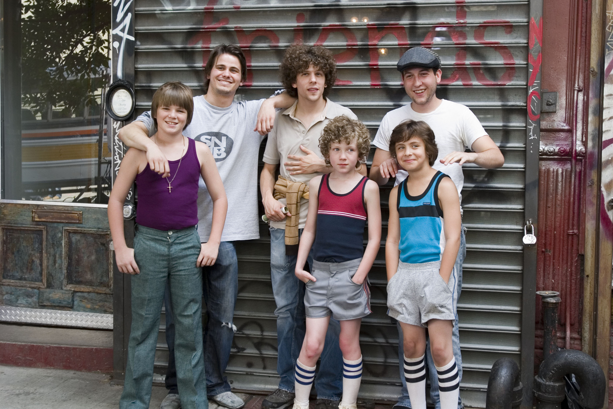 Still of Jesse Eisenberg and Jason Ritter in The Education of Charlie Banks (2007)