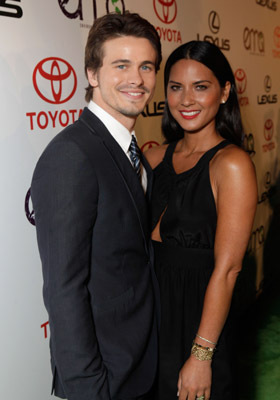 Jason Ritter and Olivia Munn