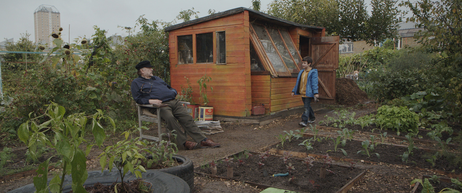 Still of Brian Cox and Joe Reynolds in Killing Thyme (2015)