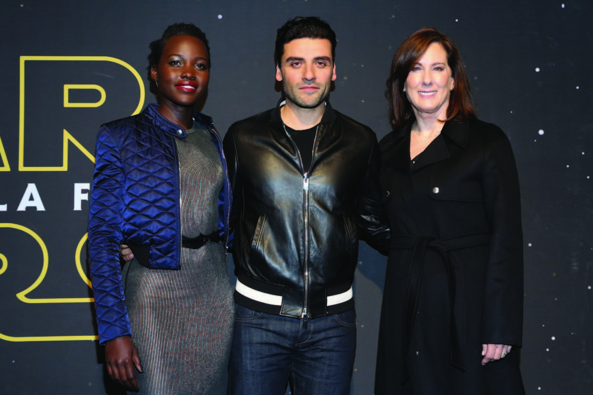 Kathleen Kennedy, Oscar Isaac and Lupita Nyong'o at event of Zvaigzdziu karai: galia nubunda (2015)