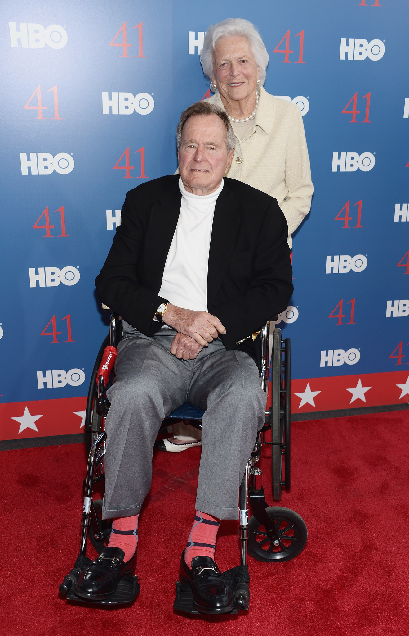 Barbara Bush and George Bush at event of 41 (2012)