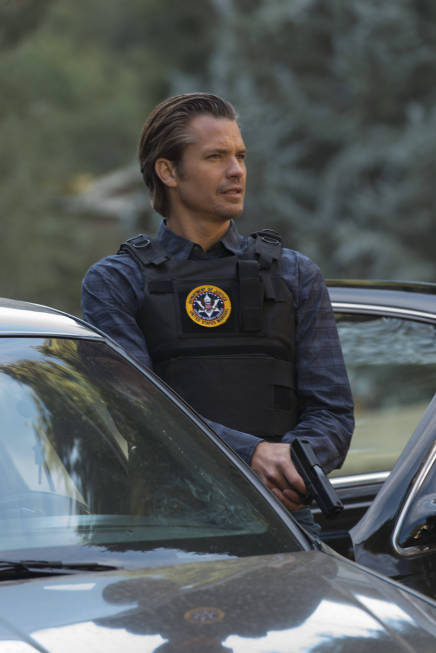 Still of Timothy Olyphant in Justified (2010)