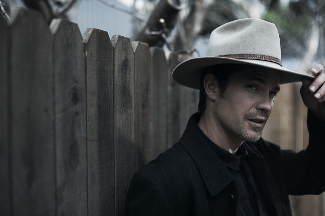 Still of Timothy Olyphant in Justified (2010)