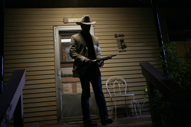 Still of Timothy Olyphant in Justified (2010)