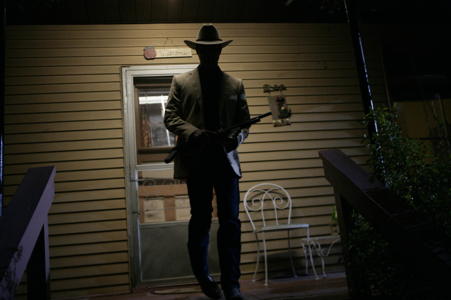 Still of Timothy Olyphant in Justified (2010)