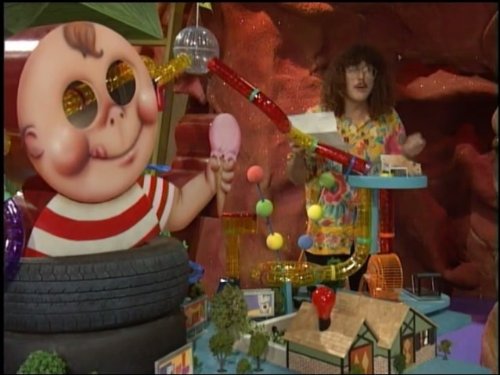 Still of 'Weird Al' Yankovic in The Weird Al Show (1997)