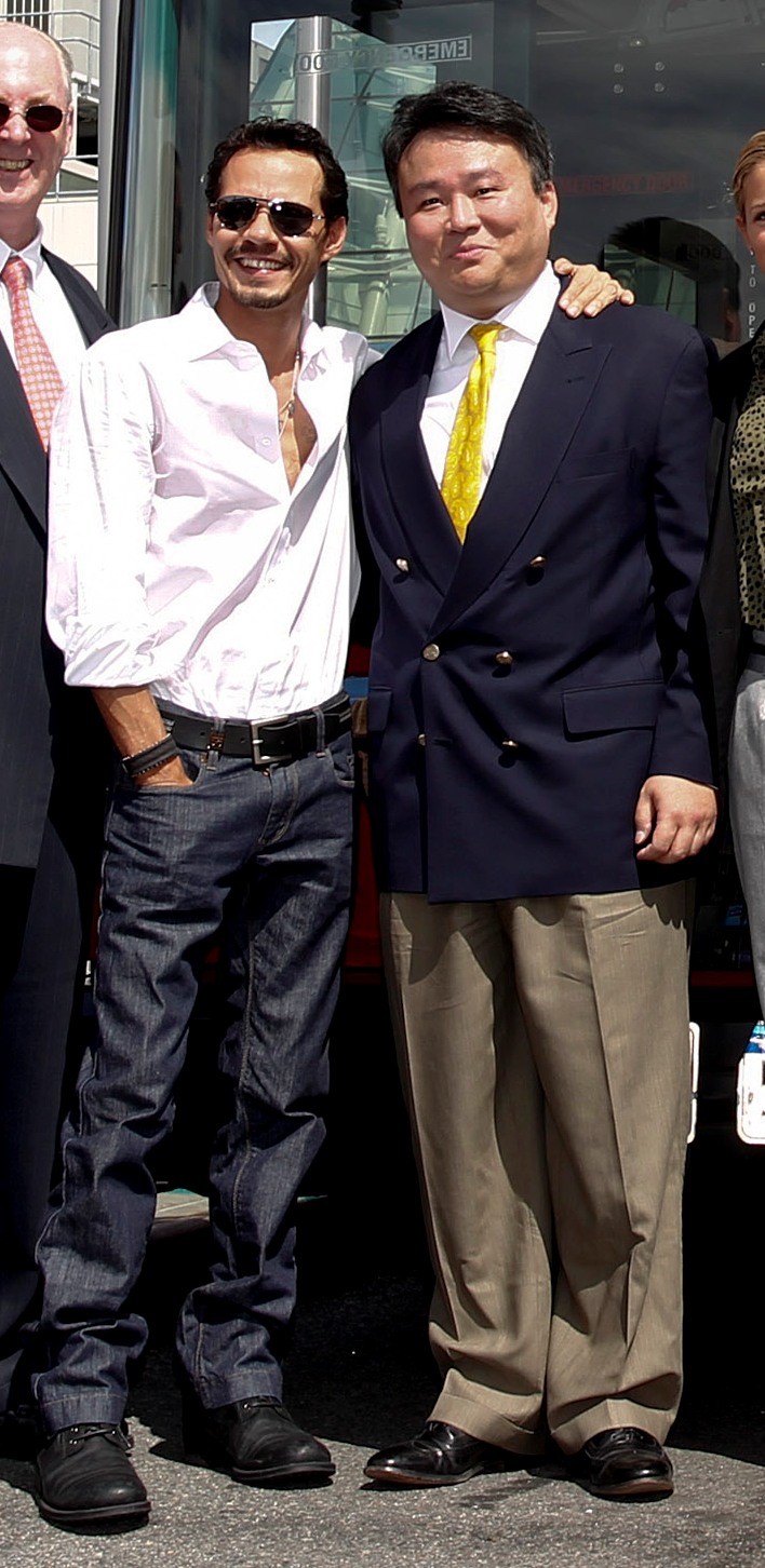 David W. Chien with Marc Anthony at Ride of Fame (September 8th, 2011)