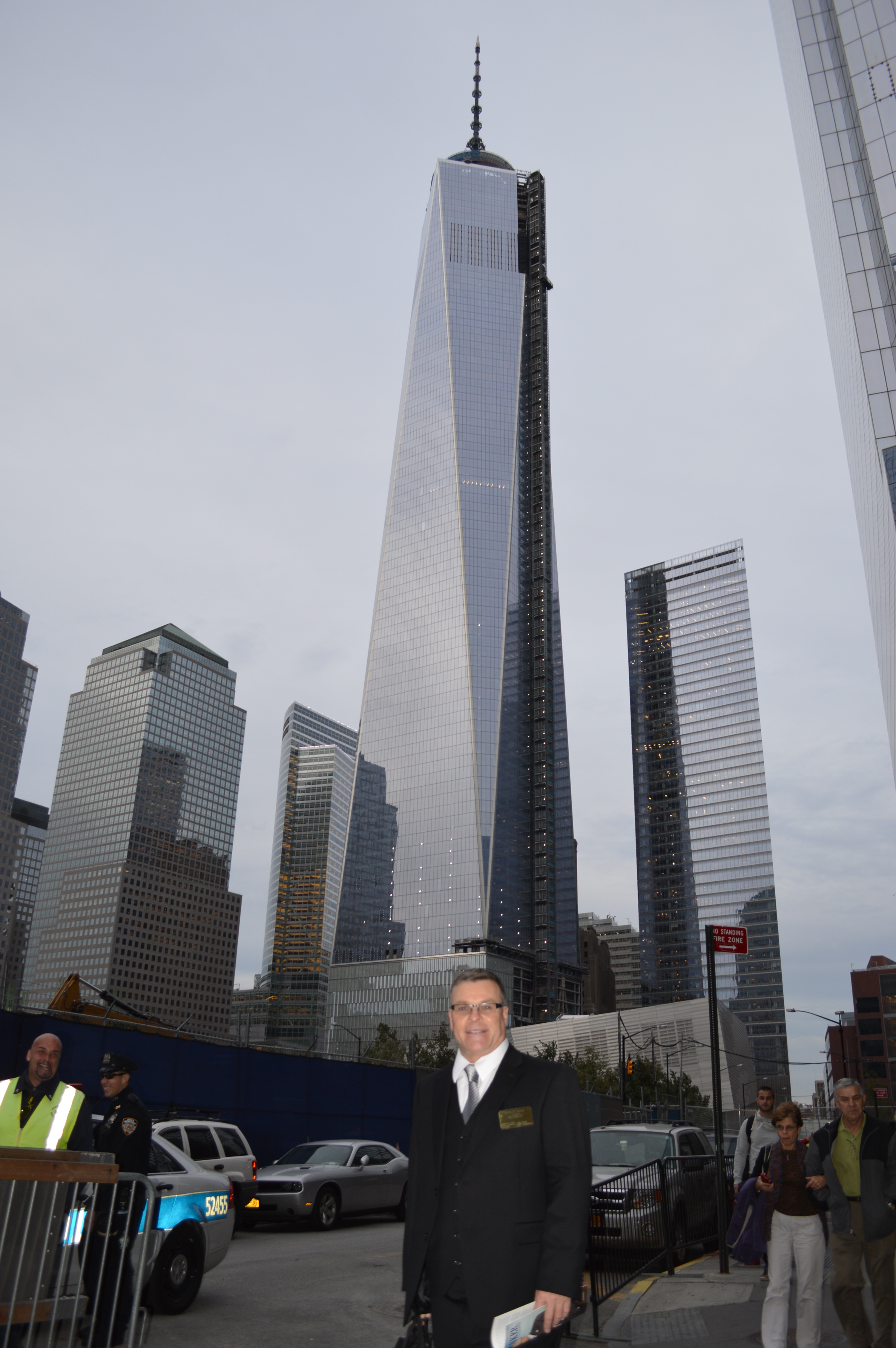 Robert Nash outside NYSE, with One World Trade Center in background, 2013 CROA Summit - Nash Holdings, Inc. a 2014 Featured Gold Member Company