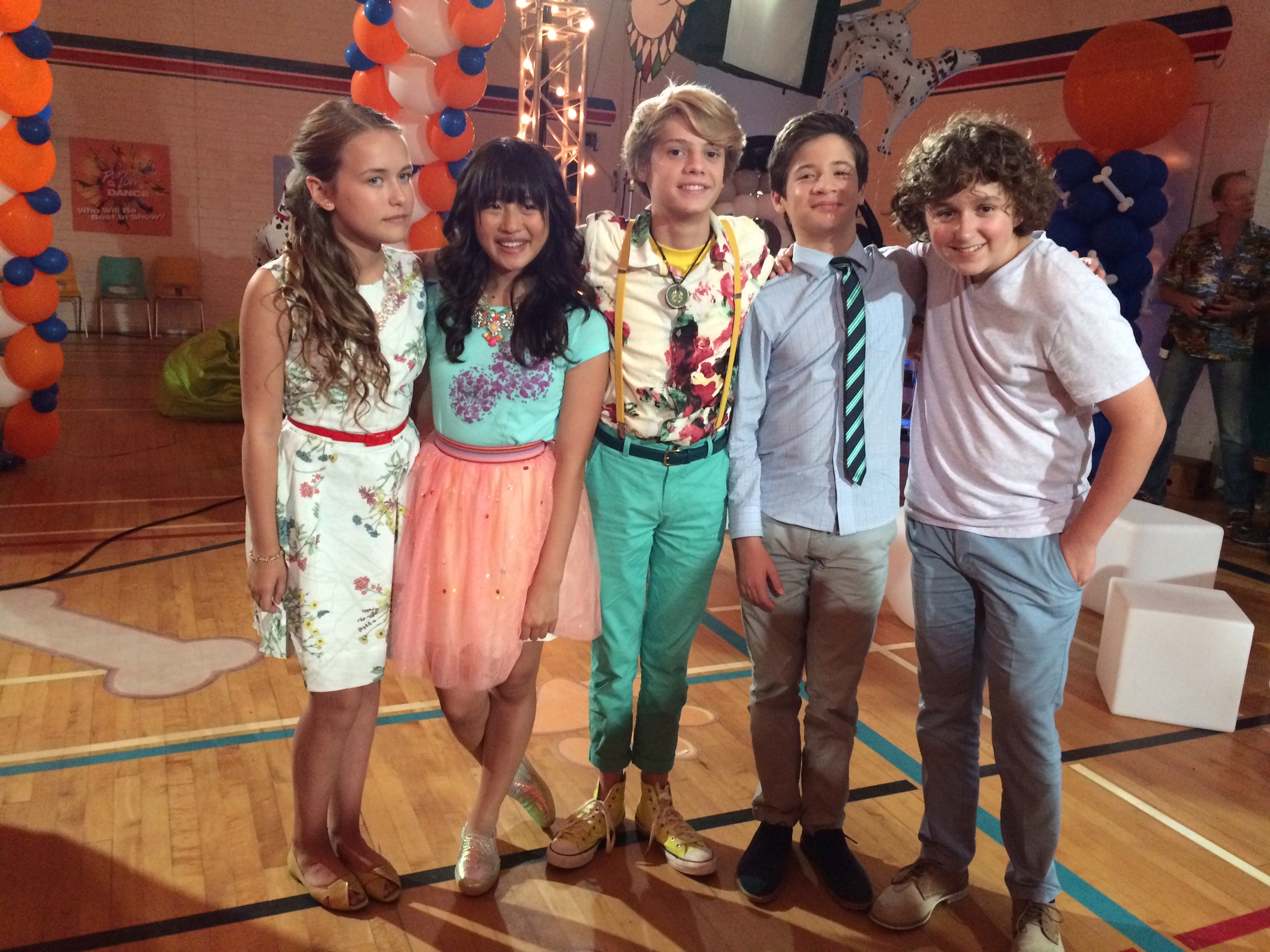 Sidney, Haley Tju, Jace Norman, Davis Cleveland and Darien Provost on the set of Nickelodeon's Rufus