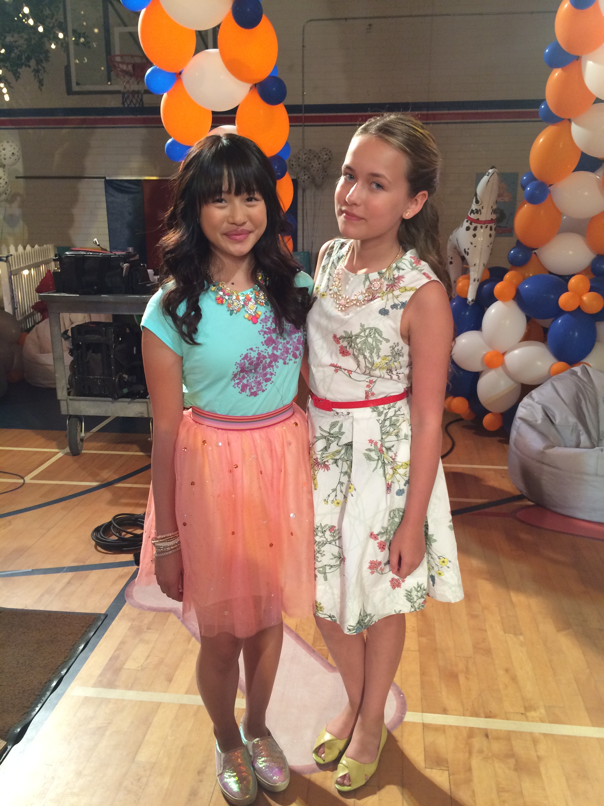 Sidney and Haley Tju on the set of Rufus