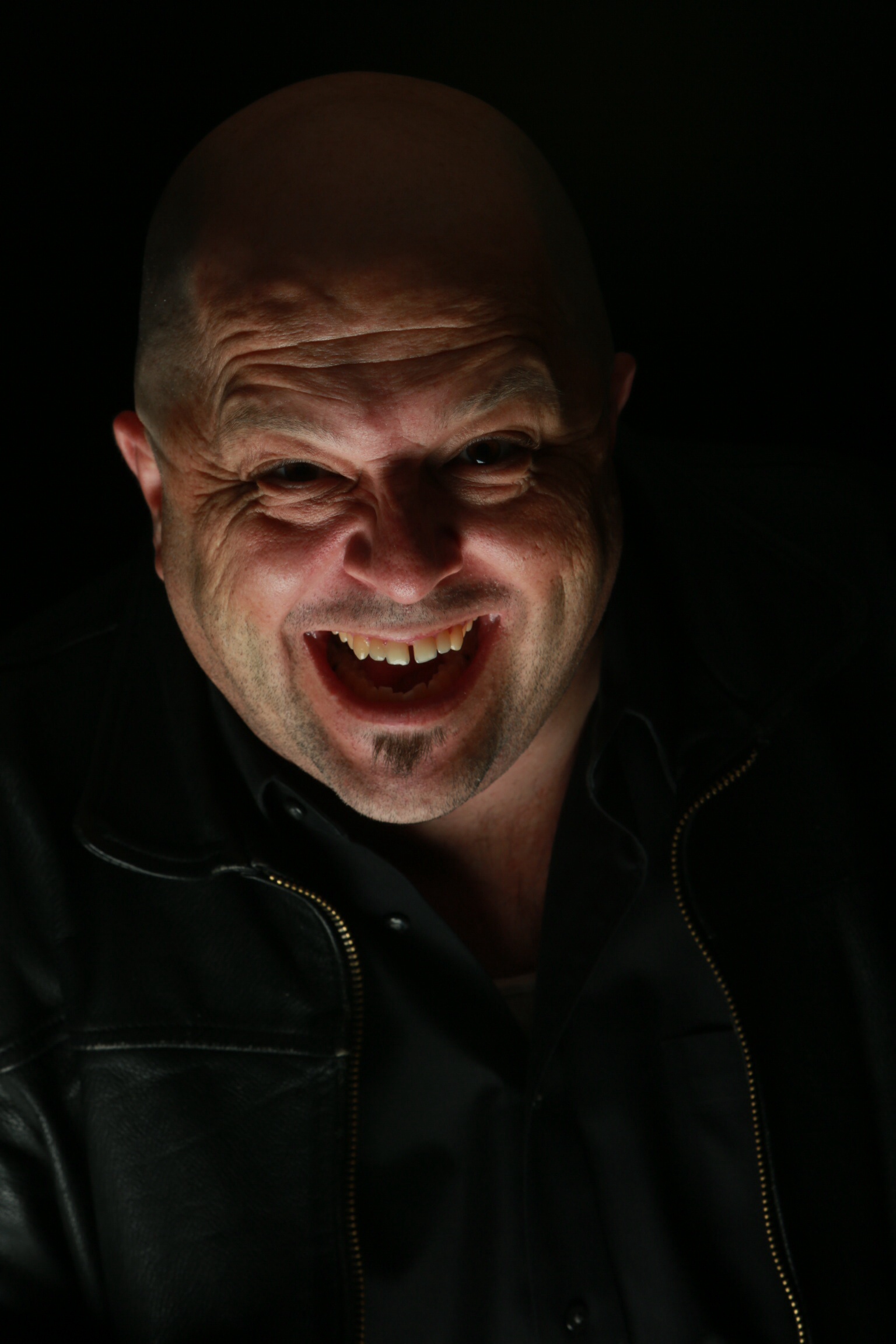 Delivering some explosive crazy, Noel knows how to bring a character to life. #insane #villain #madman #casting