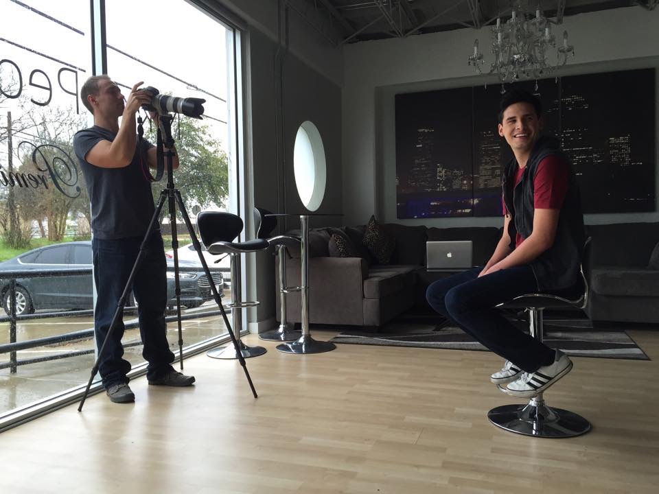 Behind the scenes photoshoot with Chris Evan