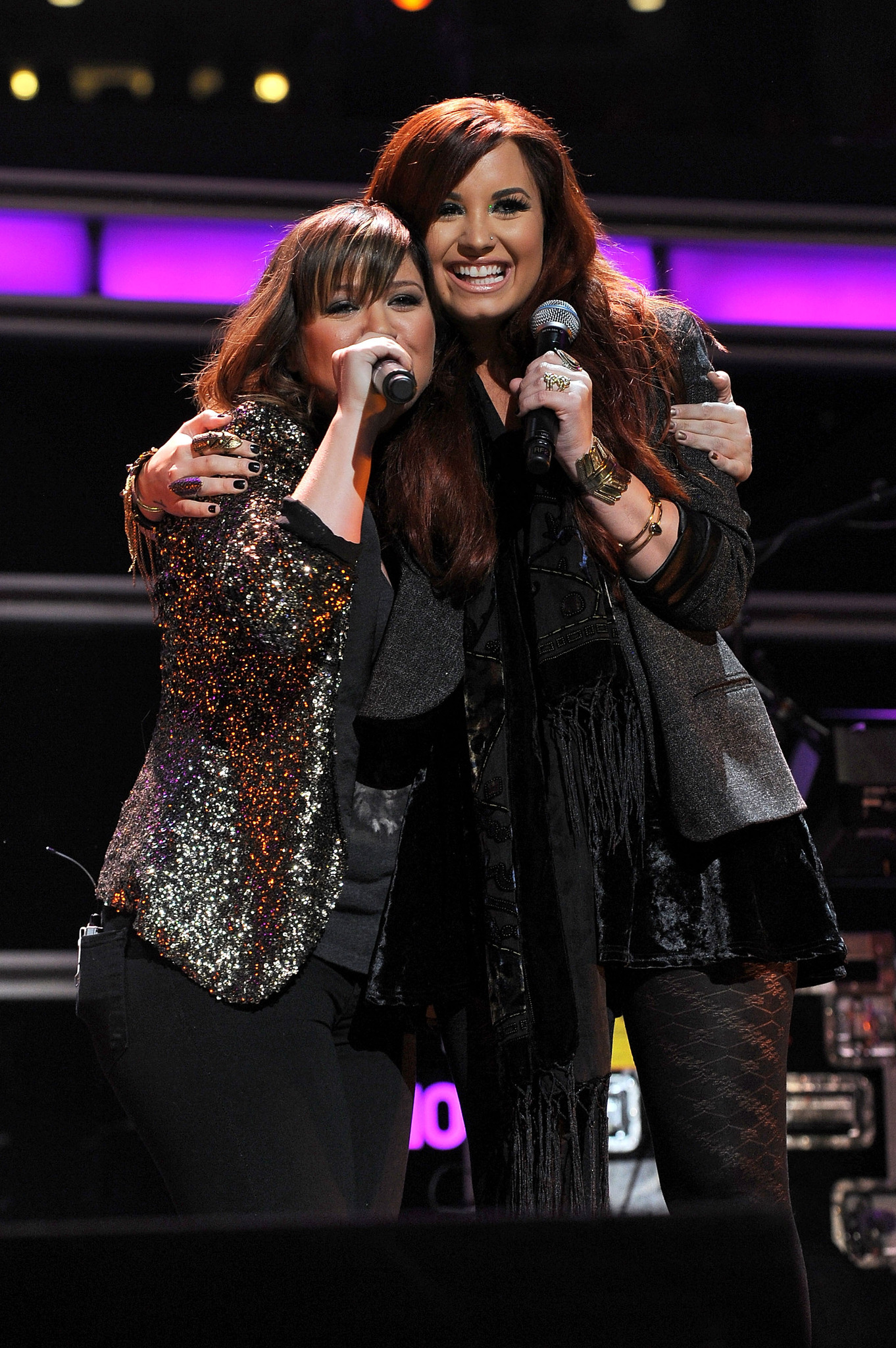 Kelly Clarkson and Demi Lovato