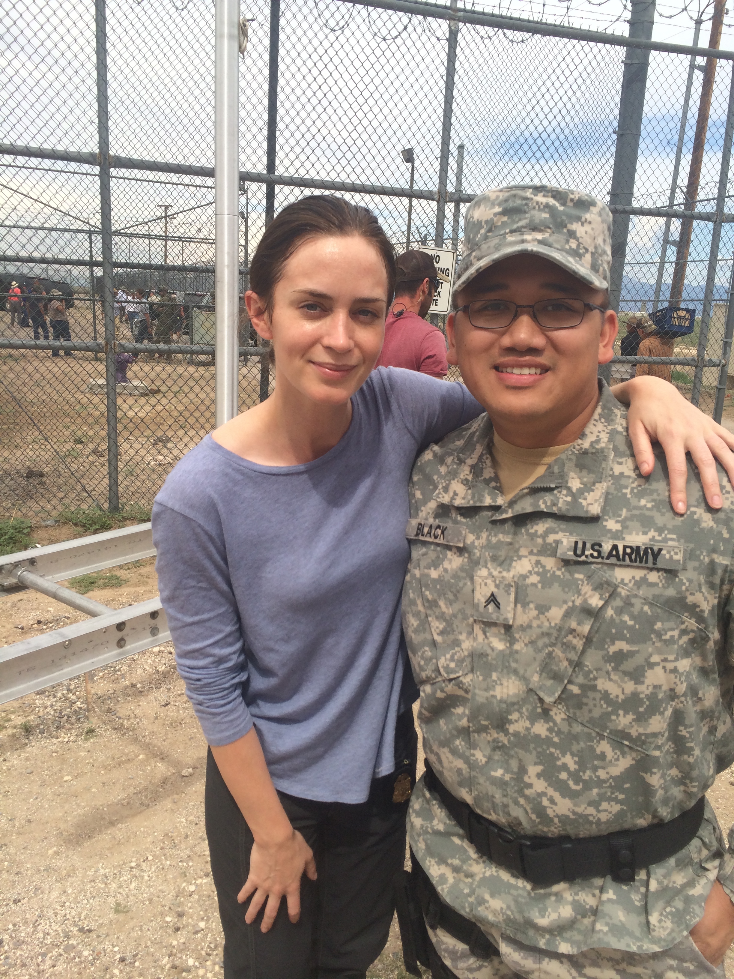 On set of Sicario (2015) with Emily Blunt