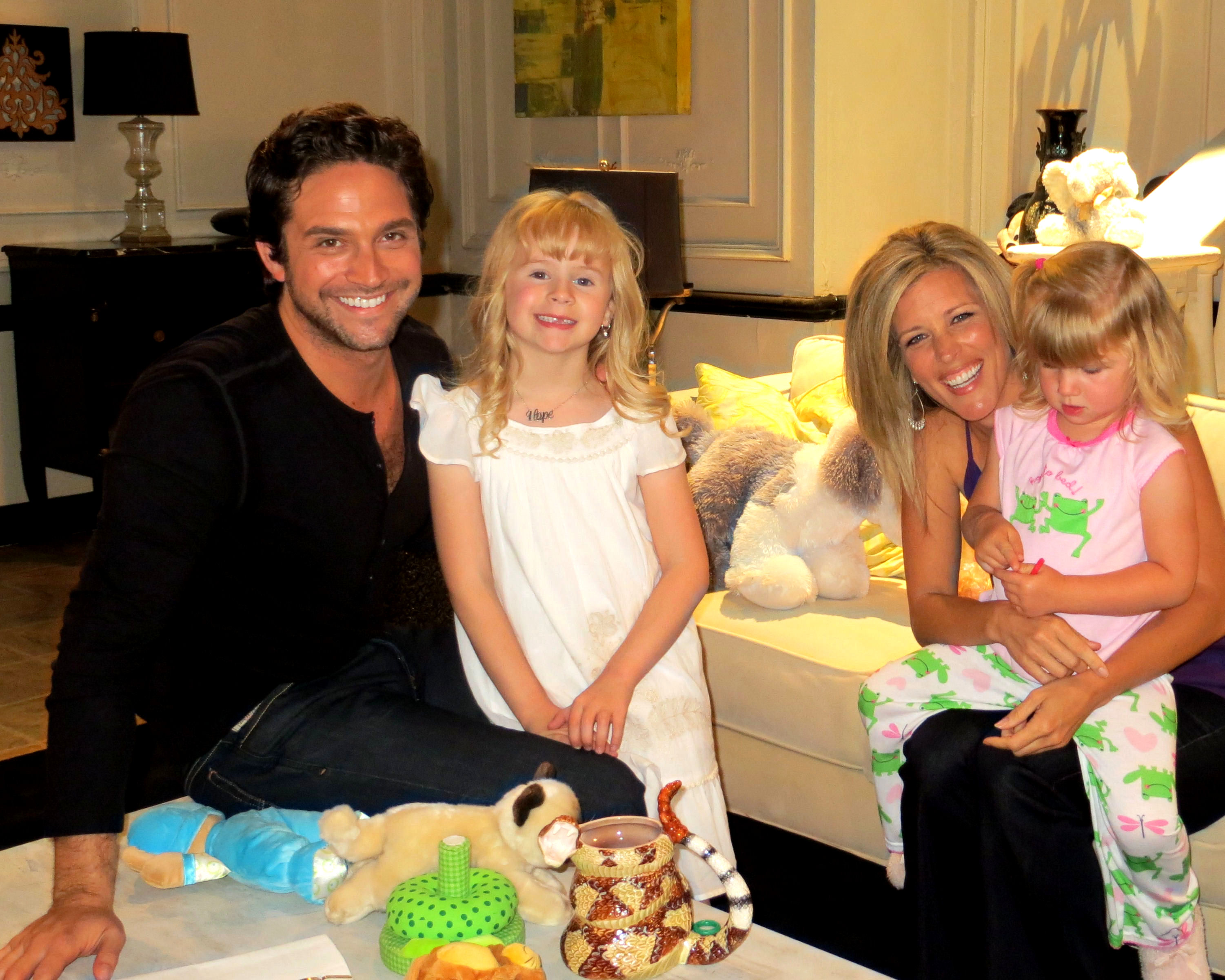 Cheyanna on set with Brandon Barash, Laura Wright and Karleigh Larson ~ General Hospital Episode #1.12585 (aired 6-21-12)