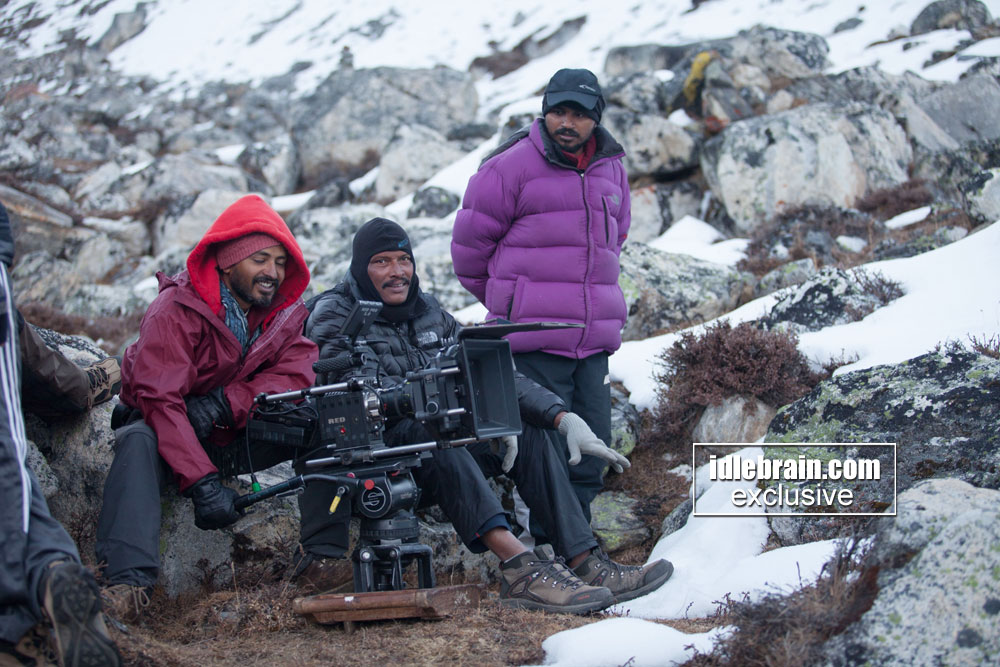 Waiting for the actors to take positions. Gokyo Lake(16,400 ft),Nepal.