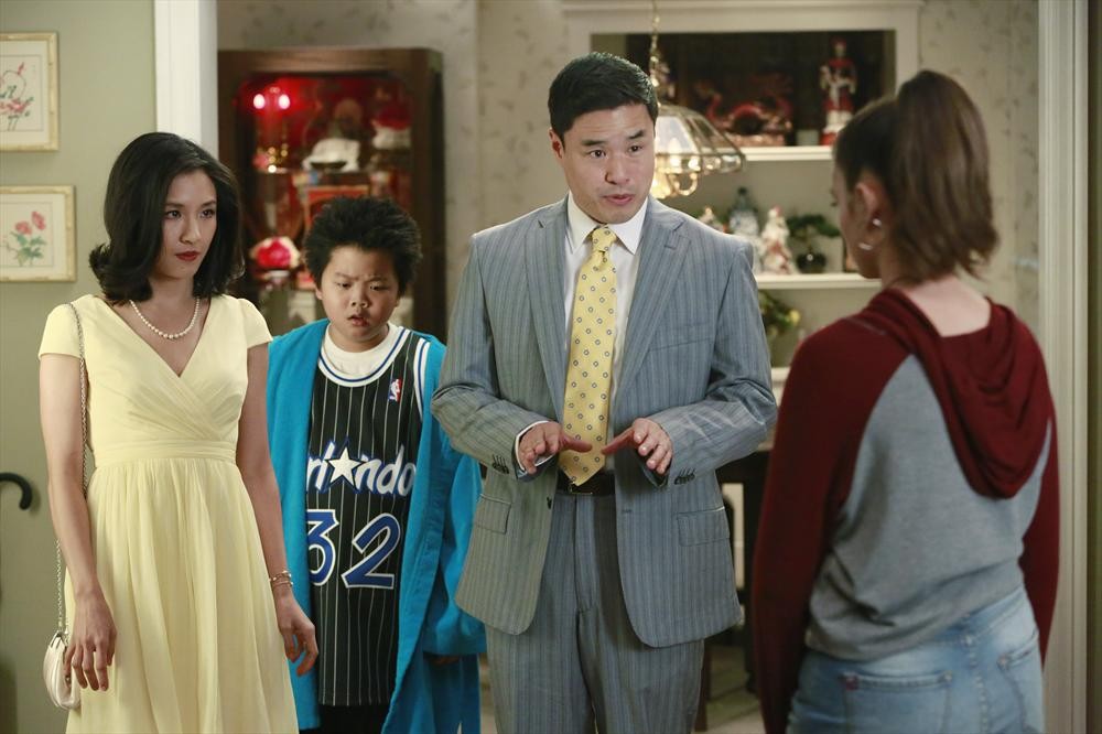 Still of Randall Park, Constance Wu, Luna Blaise and Hudson Yang in Fresh Off the Boat (2015)