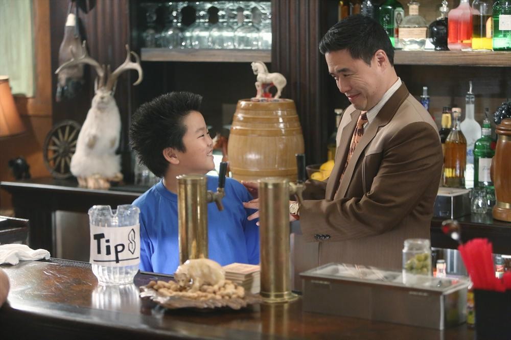 Still of Randall Park and Hudson Yang in Fresh Off the Boat (2015)