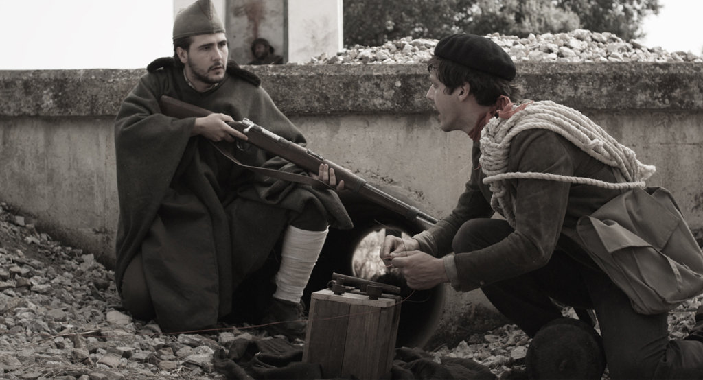 Jaime Martín and Fernando Gómez in La patrulla perdida (2009)