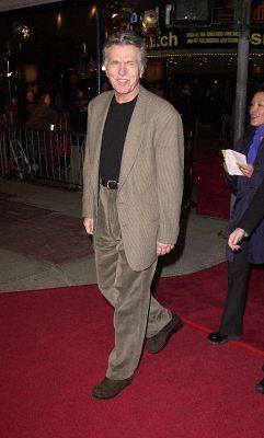 Tom Skerritt at event of Hannibal (2001)