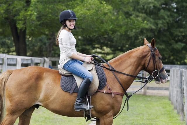 Still of Mary Mouser in Body of Proof (2011)