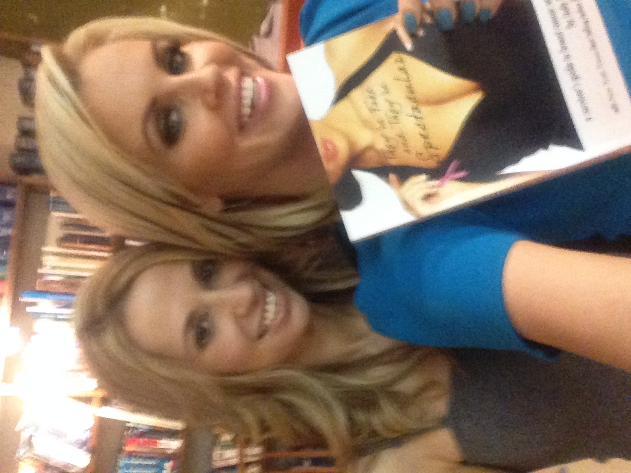 Jenny McCarthy plugging my book and she tweeted about it 