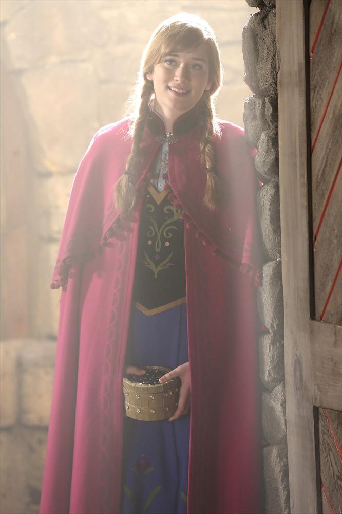 Still of Elizabeth Lail in Once Upon a Time (2011)