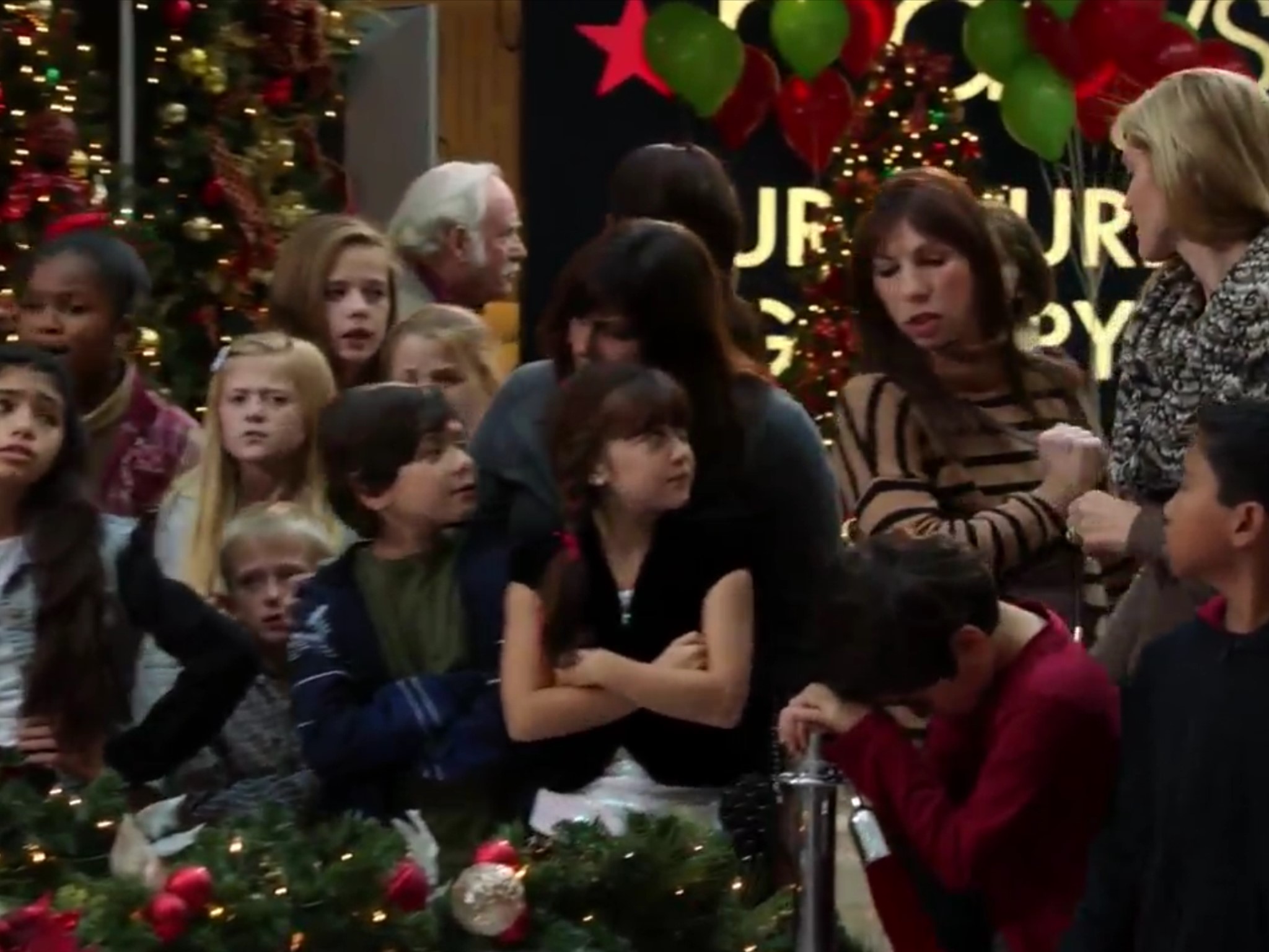 Modern Family Christmas Episode Santa Scene's- 