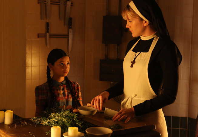 Still of Lily Rabe and Nikki Hahn in Amerikietiska siaubo istorija (2011)