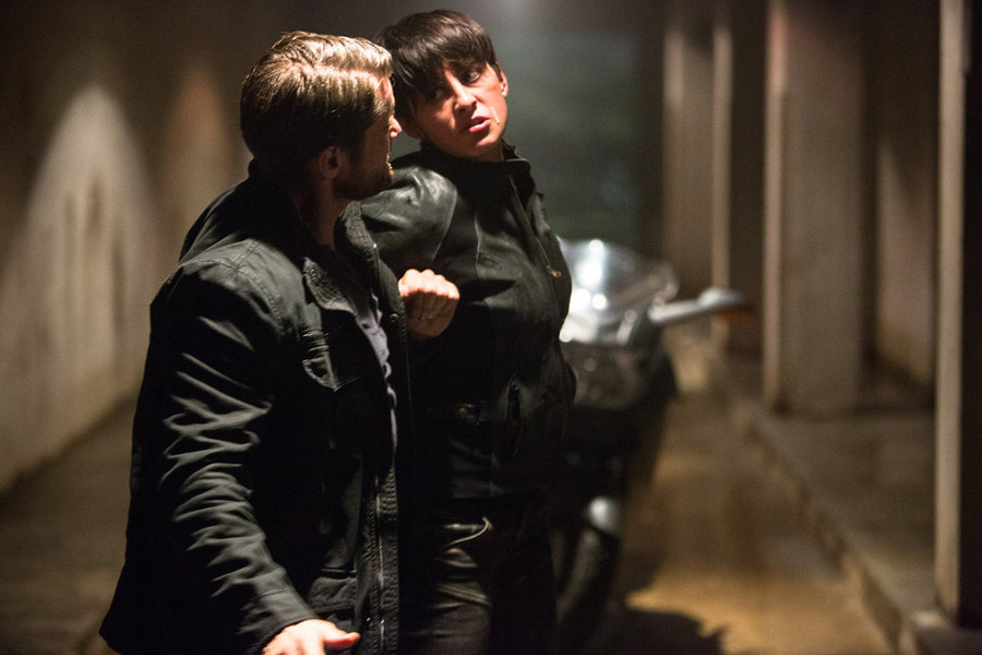 Still of Damien Puckler and Jacqueline Toboni in Grimm (2011)